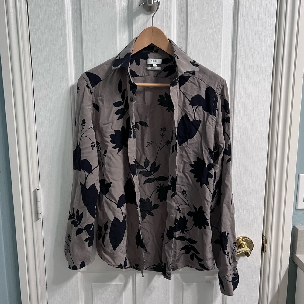 Reiss button down shirt